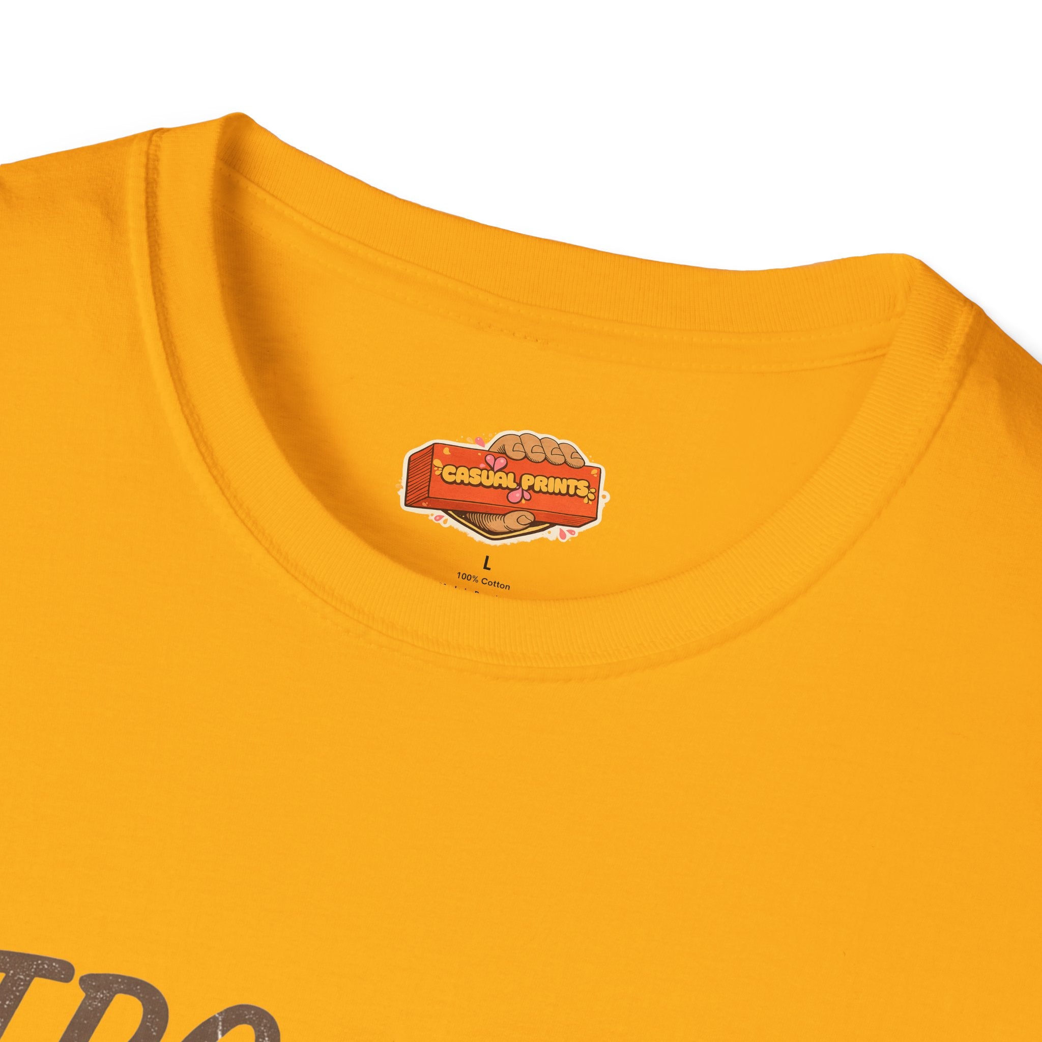 Retro Shores Vacation Club T-Shirt — Vintage Sunset Palms